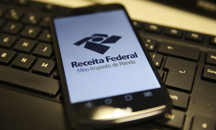 Economista de RR dá dicas do que fazer com a restituição do Imposto de Renda