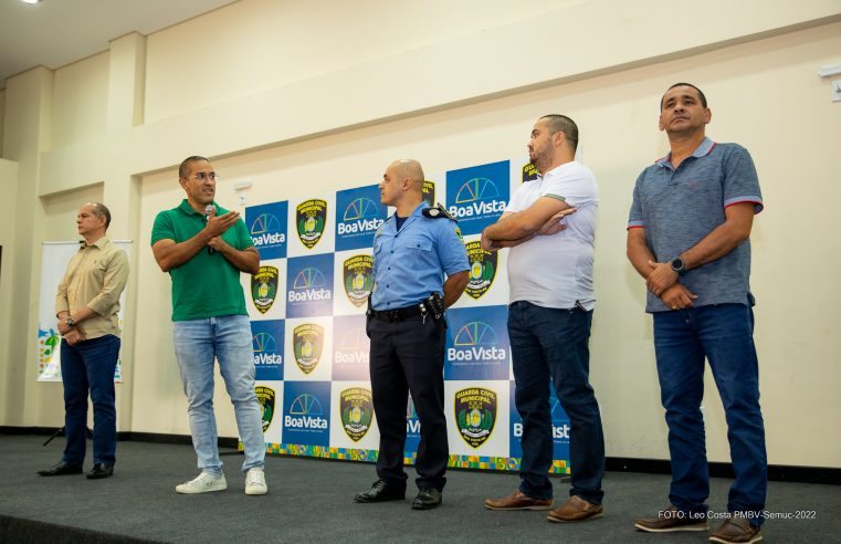 Prefeito de Boa Vista anuncia revisão do quadro de promoções da Guarda Civil