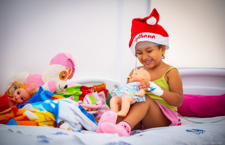 Crianças internadas em Hospital de Boa Vista recebem brinquedos arrecadados em campanha solidária