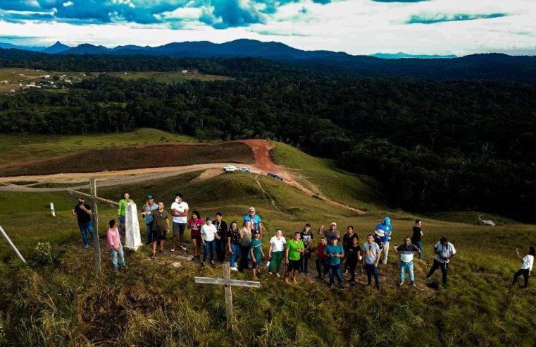 Comunidade indígena em Pacaraima é destaque no etnoturismo com belas cachoeiras e produção de café regional 