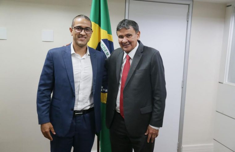 Prefeito de Boa Vista se reúne com ministro do Desenvolvimento e Assistência Social em Brasília