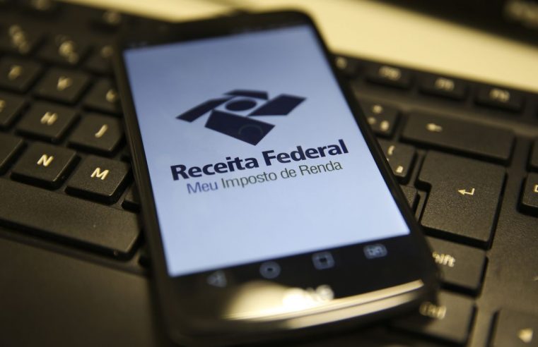 Receita Federal pagará 1º lote da restituição do Imposto de Renda 2023 no final do mês