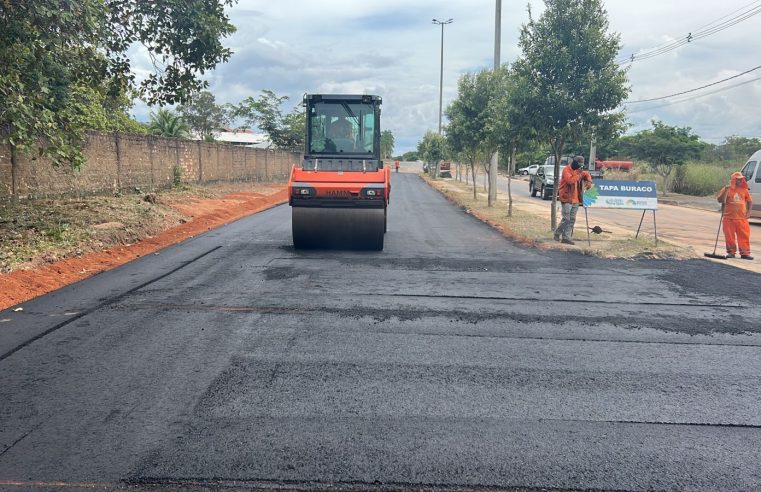 Trecho de acesso à Praia do Caçari recebe asfaltamento e terraplanagem