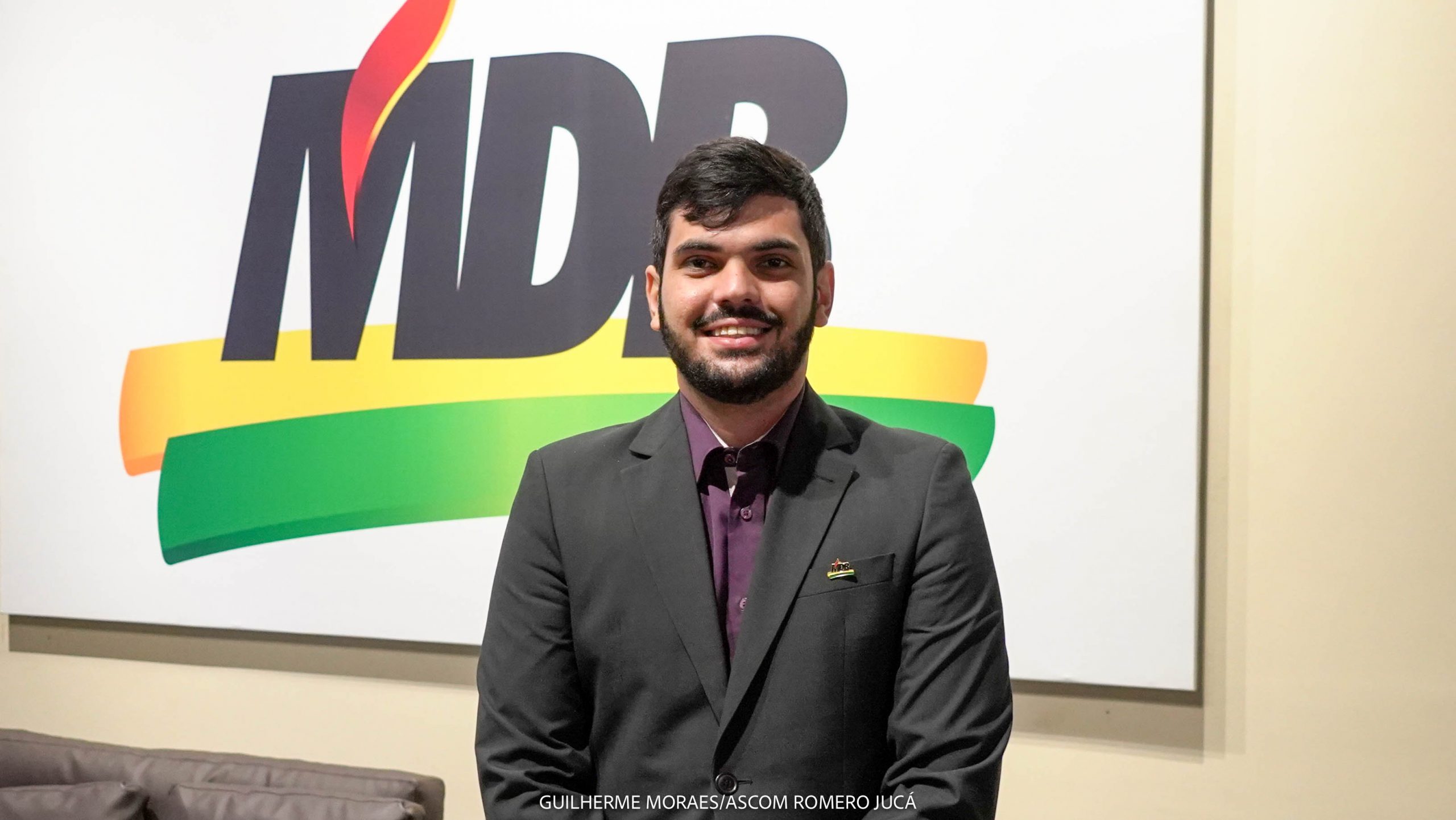 “Política é lugar de jovem” – Bruno Magalhães, presidente da JMDB de Roraima, participa de podcast com Romero Jucá