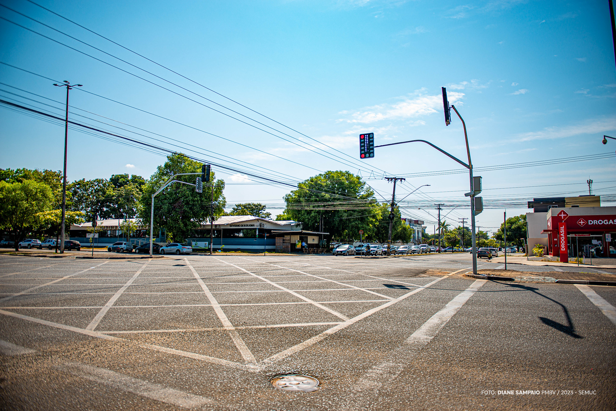 Segurança no trânsito – Novos semáforos são instalados em cruzamentos de Boa Vista