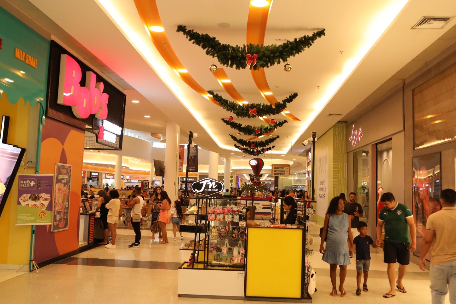 Shopping tem horário especial nos finais de semana de Natal e Reveillon