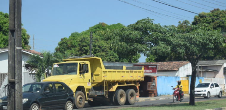 Exame toxicológico para condutores de categorias C, D e E deve ser feito até dia 31