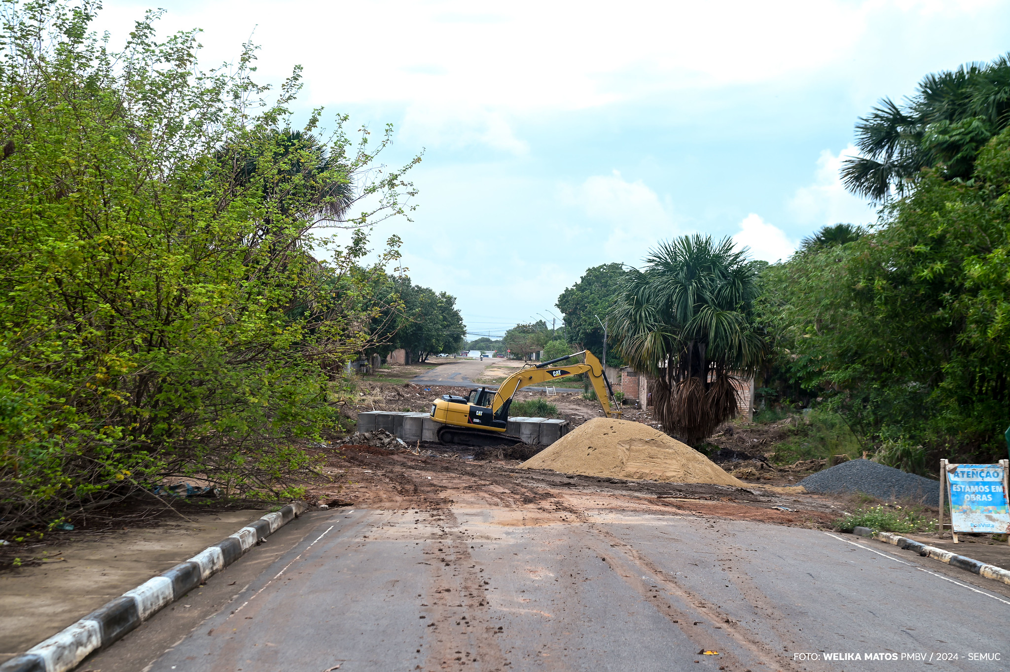 Antecipando período chuvoso, Prefeitura realiza mutirão de limpeza e implantação novas galerias em Boa Vista