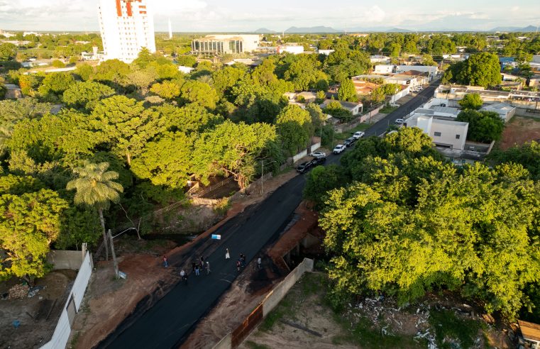 Ponte de madeira é substituída por galeria de concreto no bairro Mecejana