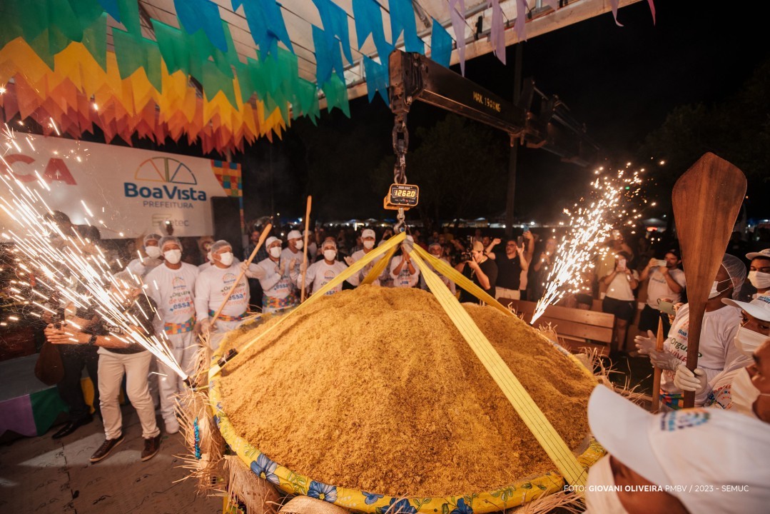 Boa Vista Junina 2024 – Nesta sexta-feira (07), paçoca servida no arraial poderá entrar para o Guinness Book, livro dos recordes