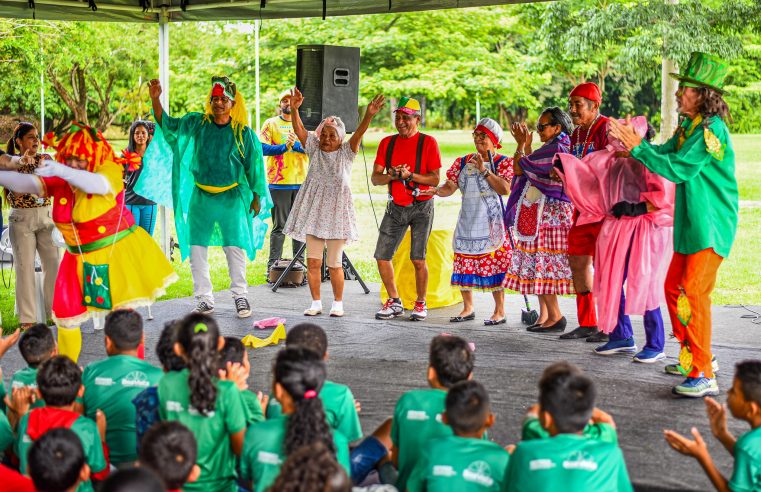 Crianças do Projeto Conviver participam de Colônia de Férias na Praça do Mirandinha