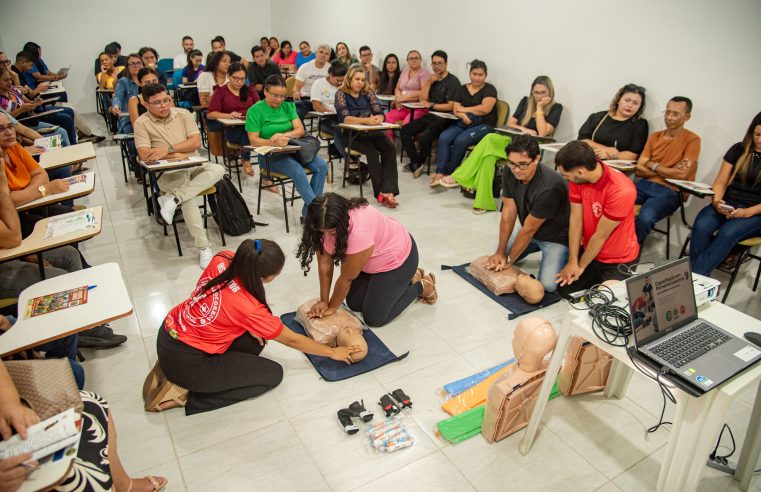 Atendendo à Lei Lucas, profissionais das escolas municipais de Boa Vista recebem treinamento de Primeiros Socorros