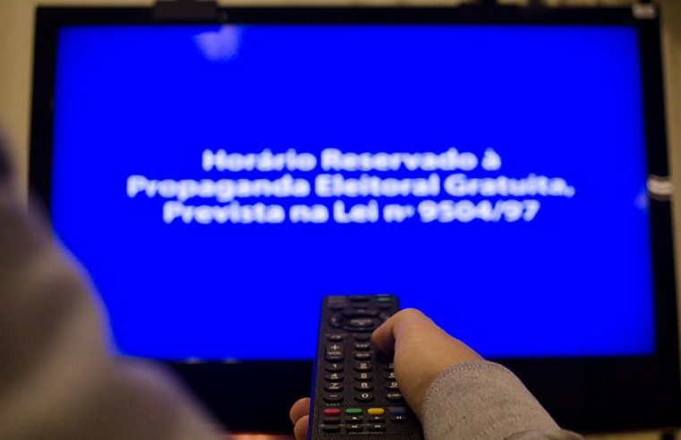 Horário eleitoral gratuito no rádio e na TV começa hoje (30)