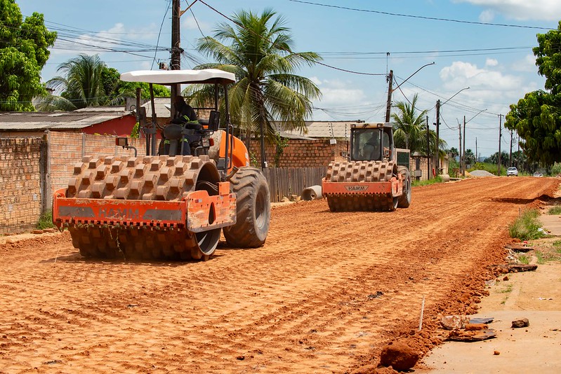 Nove vias do bairro Equatorial recebem obras de infraestrutura