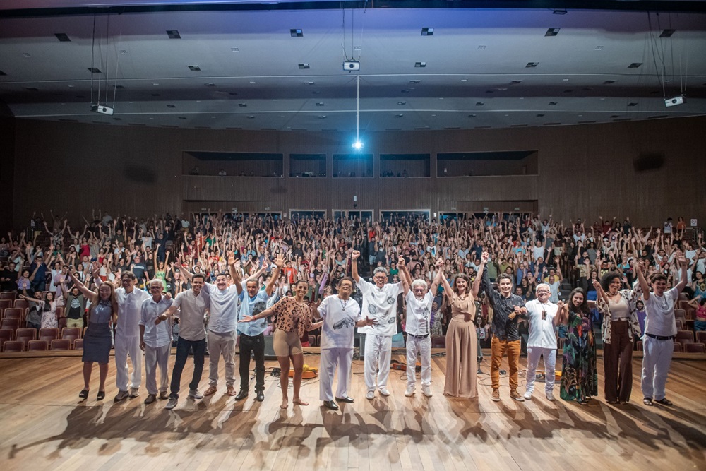 Em show histórico, Trio Roraimeira lota Teatro Municipal no último dia do festival Mormaço Cultural 2024