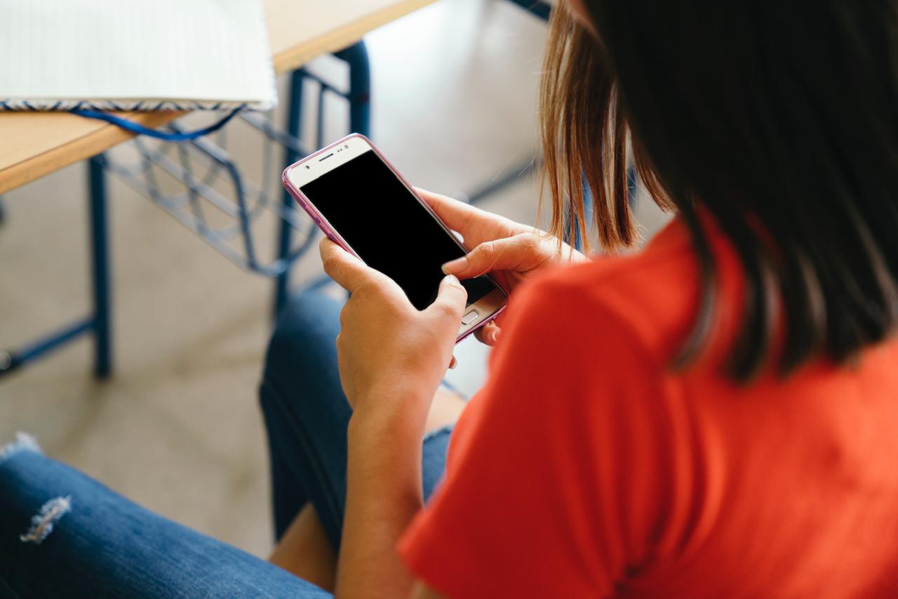 Uso de celulares e Inteligência Artificial, se bem empregados, trazem inúmeros benefícios para a Educação